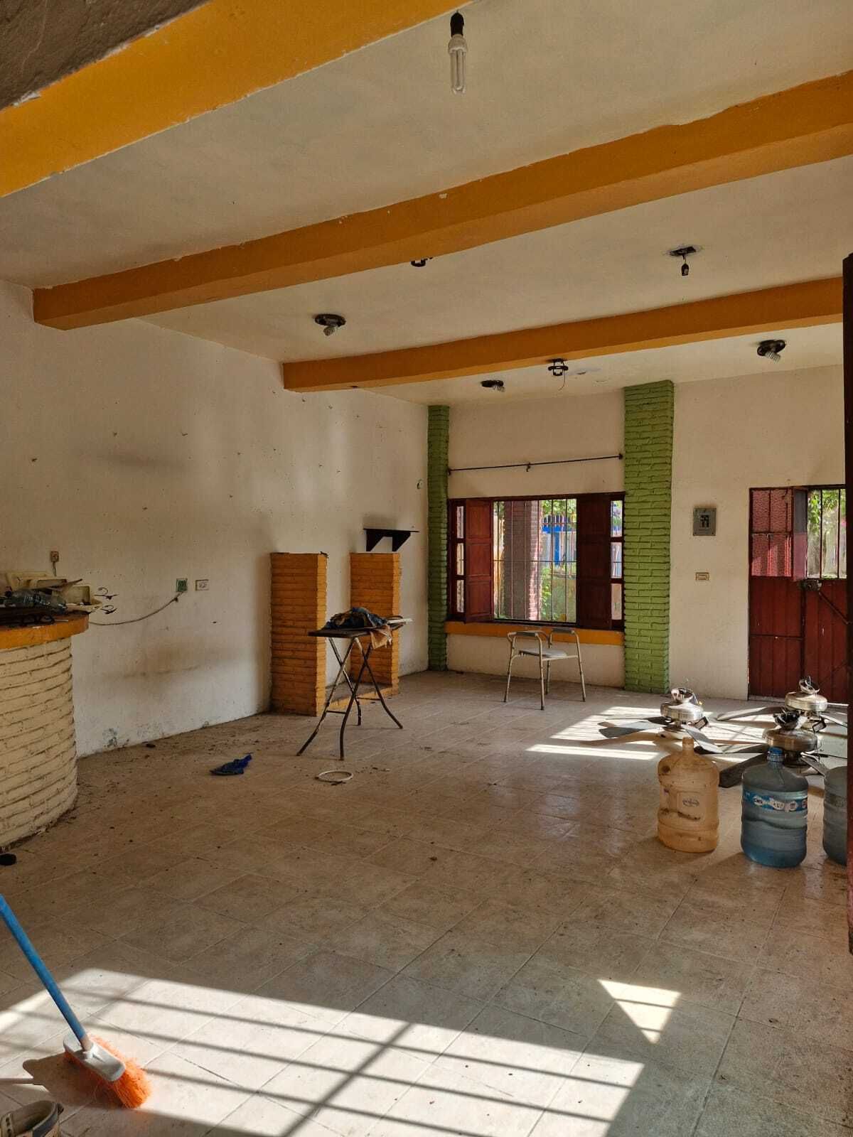 5 of 6: Sala comedor