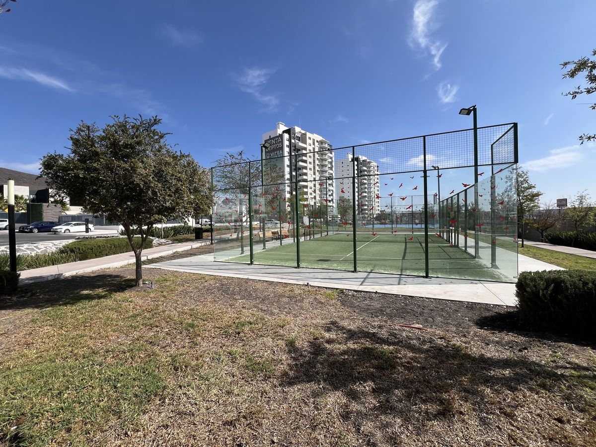 36 de 39: Cancha de pádel