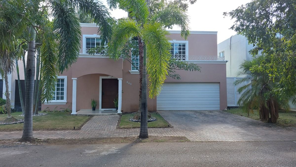 1 de 11: Fachada Casa