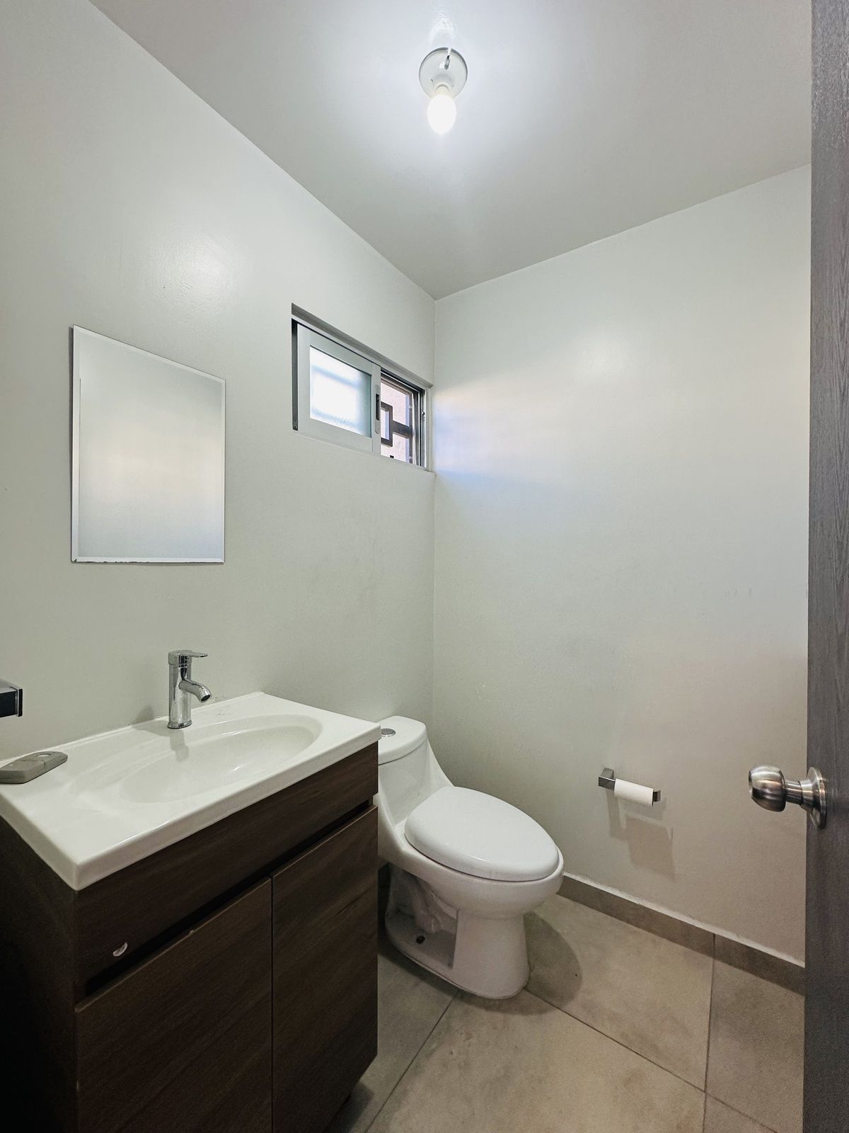 Medio baño en planta baja