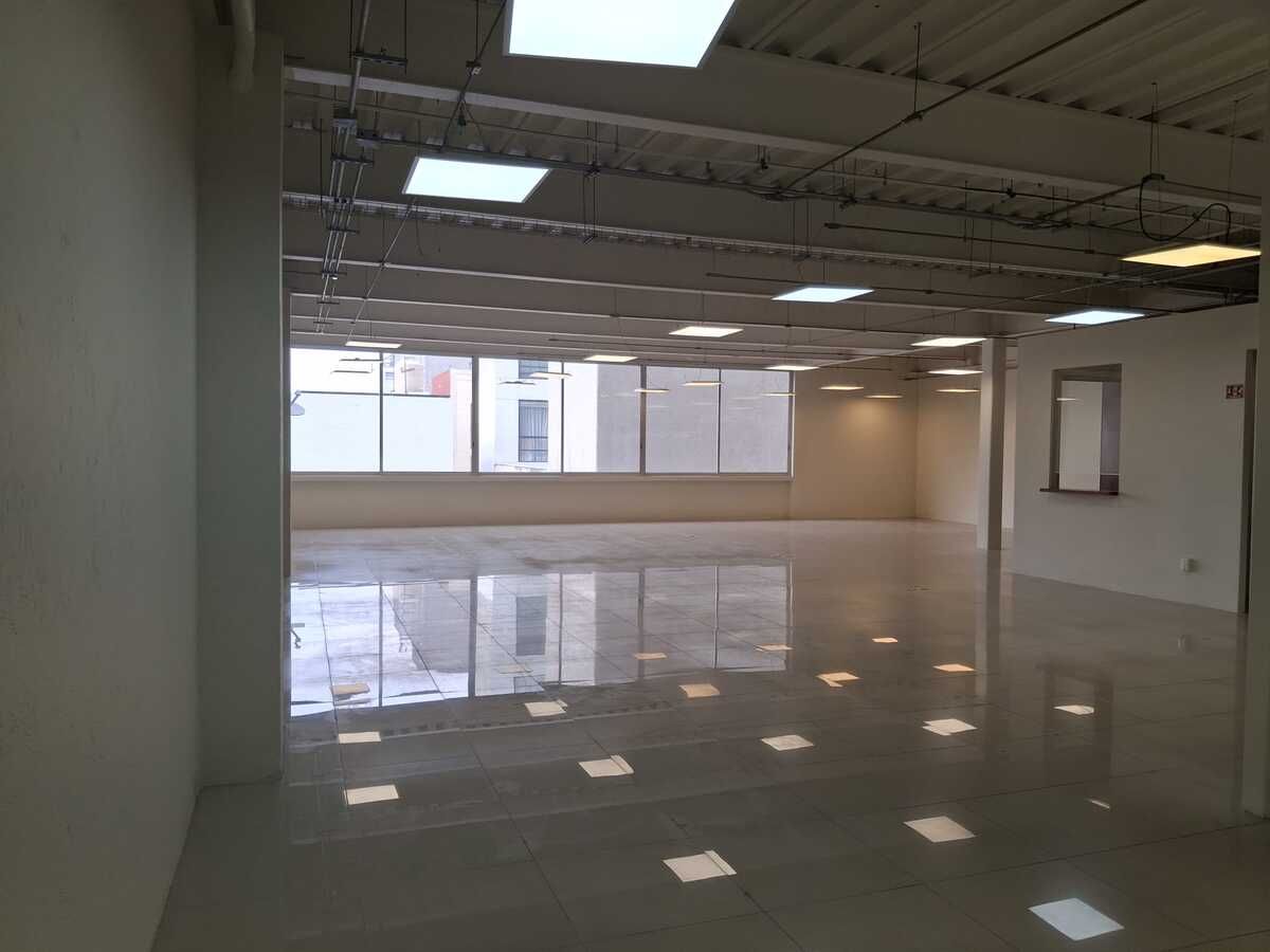 12 de 18: Oficina 2do piso