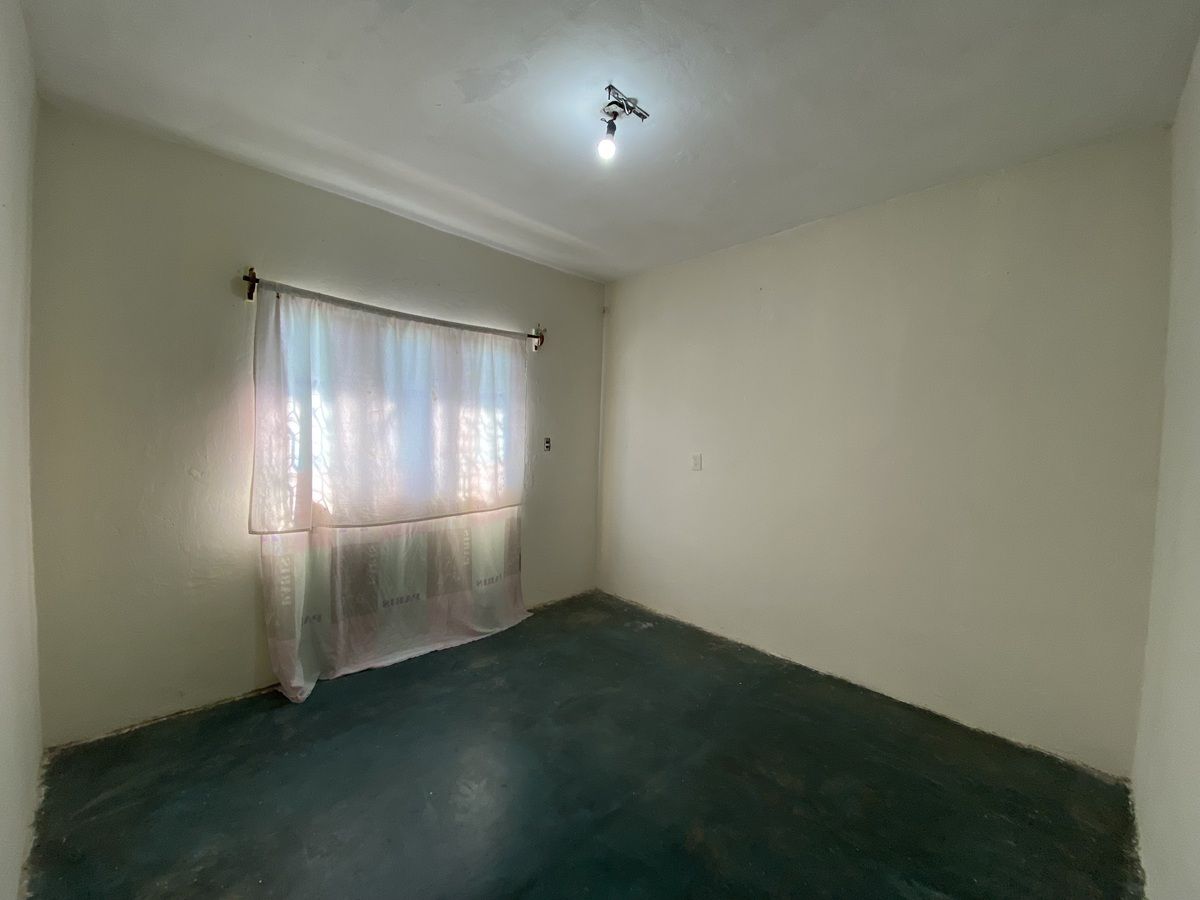 3 of 10: Habitación 1