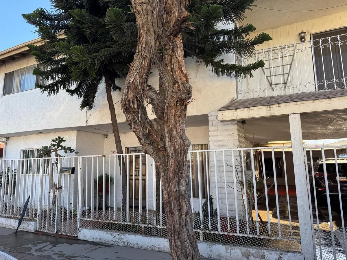 3 de 45: fachada