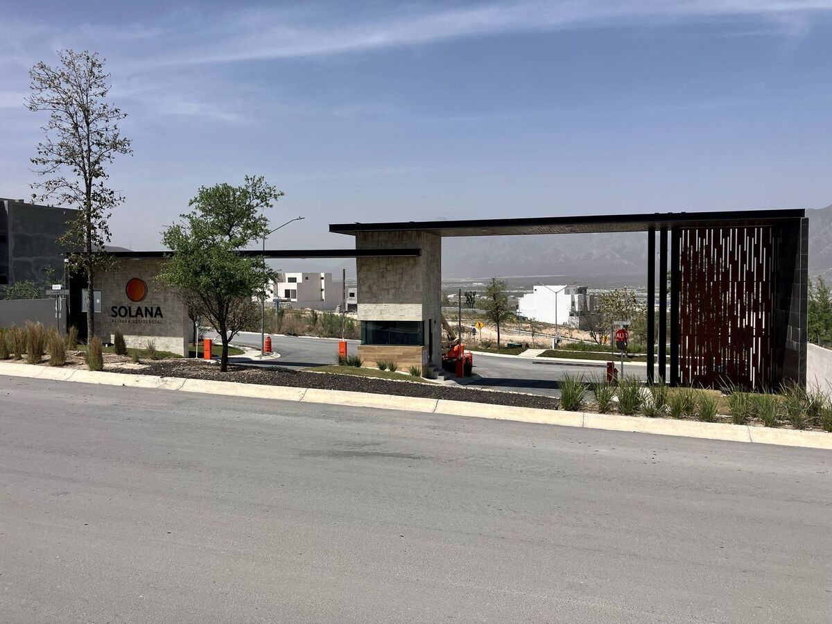 Entrada fraccionamiento