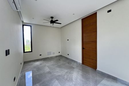 Casa en venta Mérida| Dentro de Yucatán Country Club| 4 habitaciones| 429.08 m²