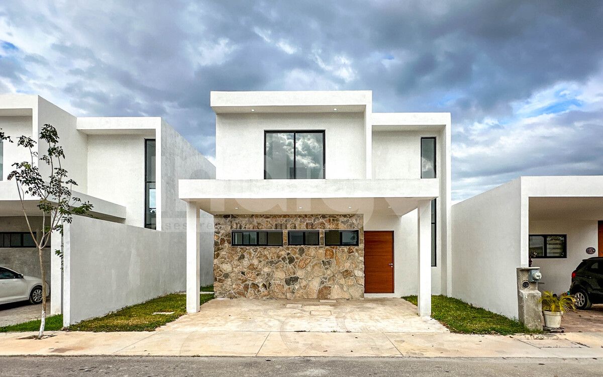 1 de 44: Fachada Frontal