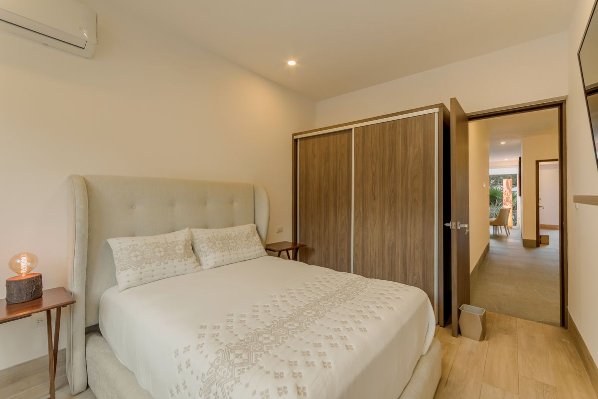 27 de 28: Tercera Recamara Cama Queen