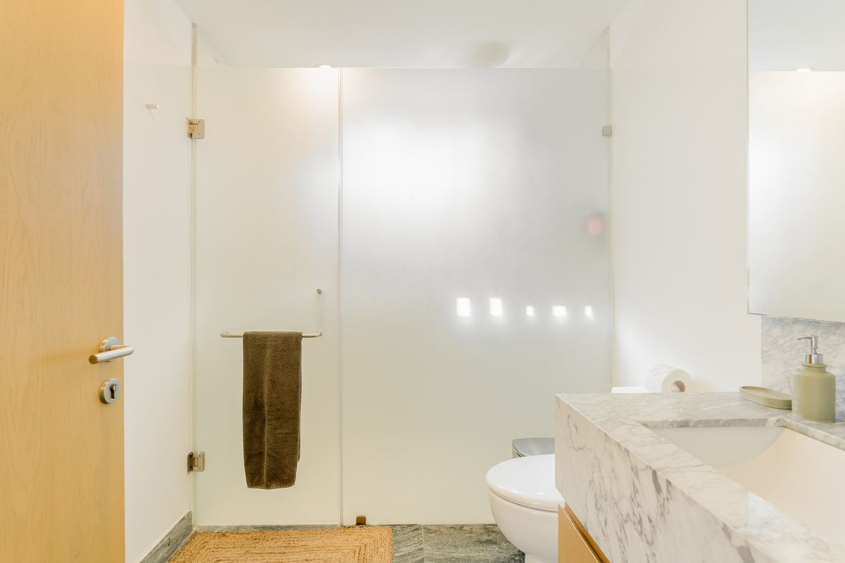 22 of 37: Baño segunda Recamara