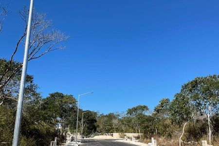 TERRENO RESIDENCIAL À VENDA EM MÉRIDA, COM AMENIDADES EM CHOLUL