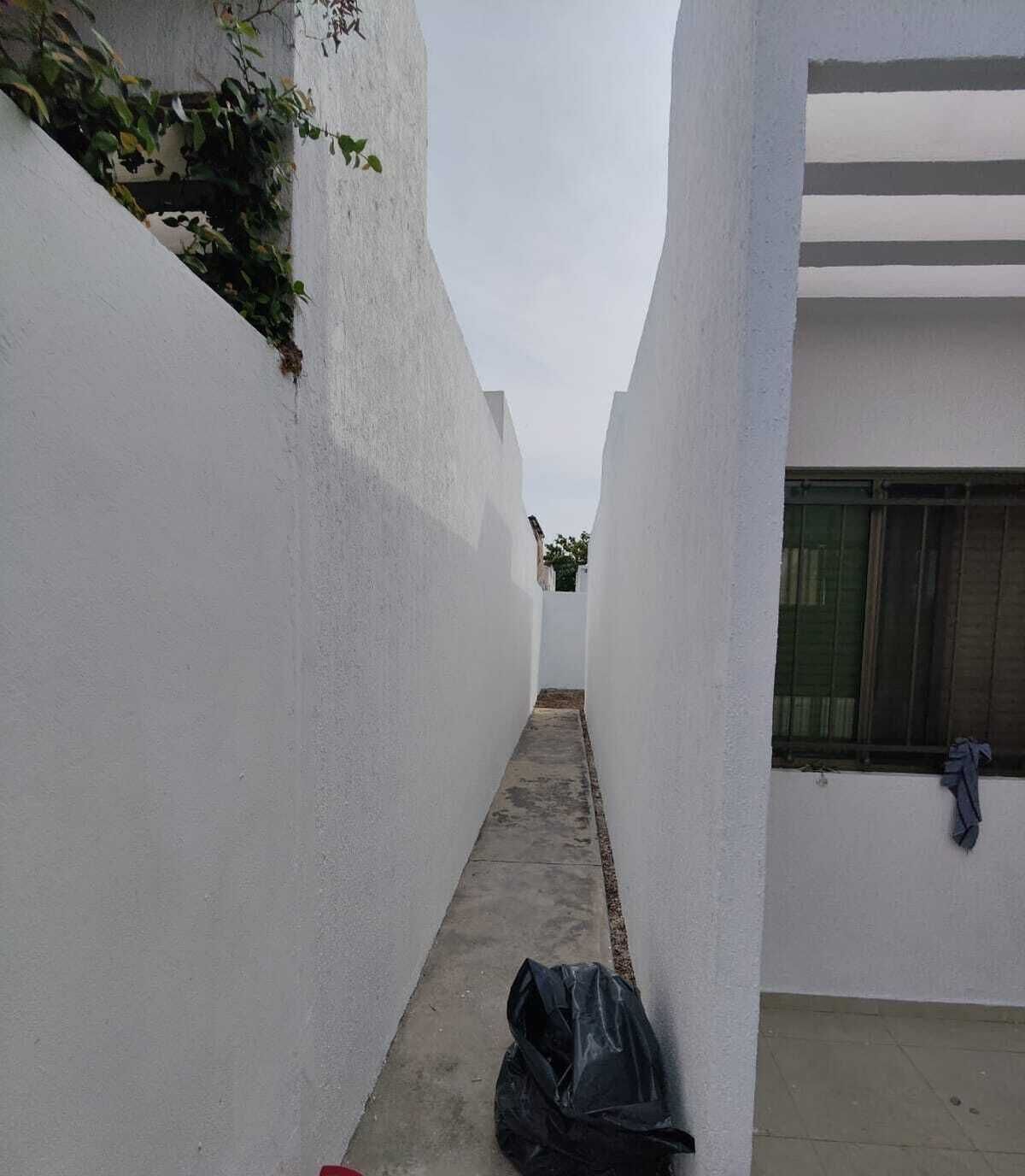 3 de 17: Pasillos de servicio