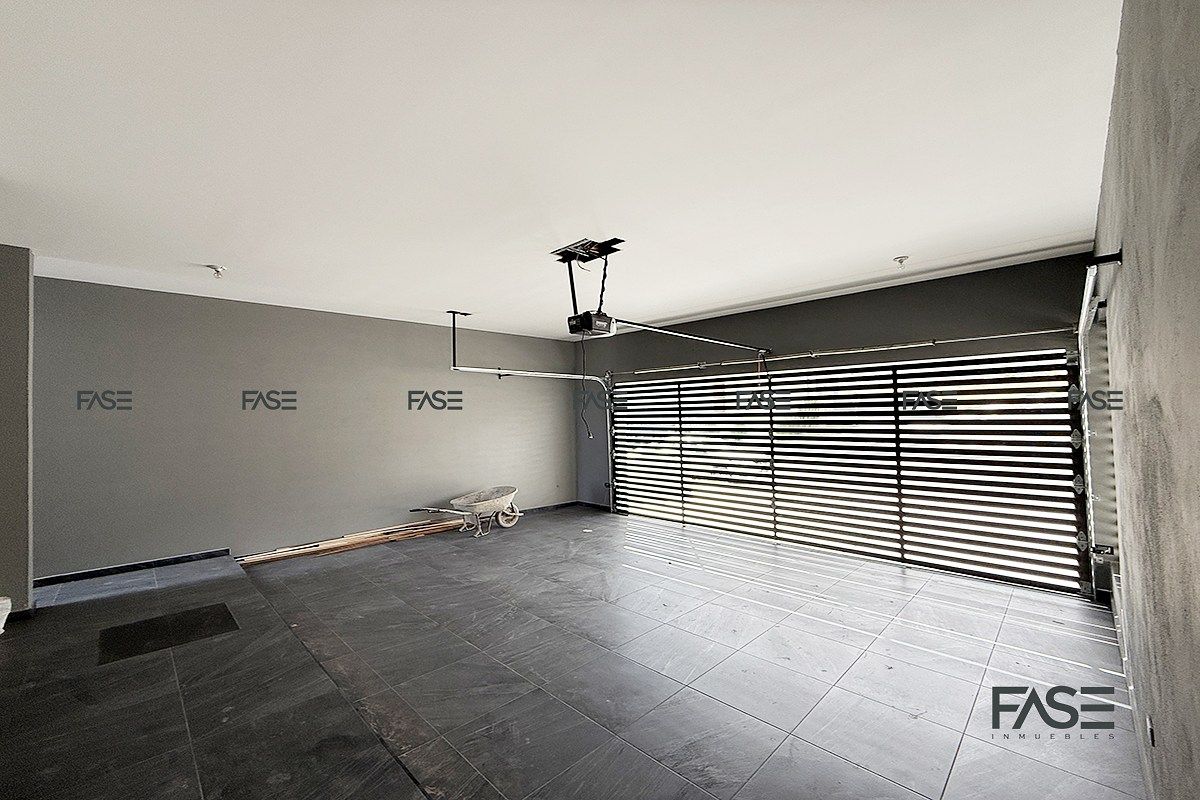 6 de 31: Cochera para 2 autos grandes