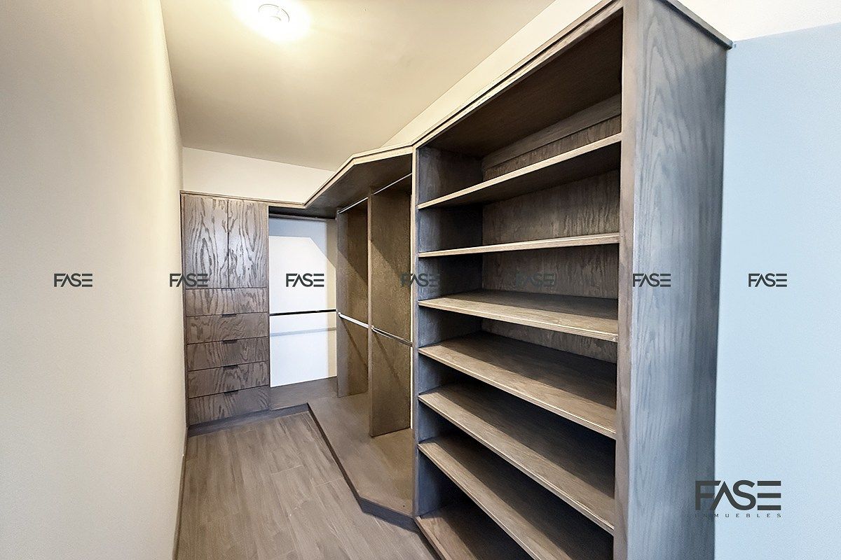 26 de 31: Closet Recamara secundaria