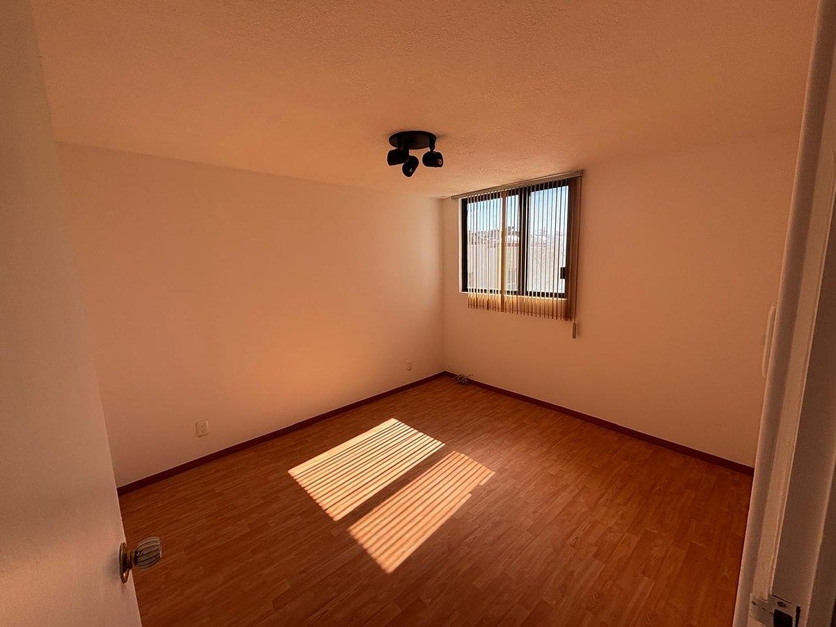 32 de 37: 4ta recámara