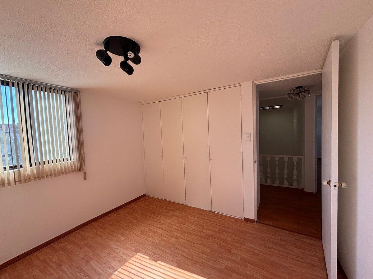 33 de 37: 4ta recámara