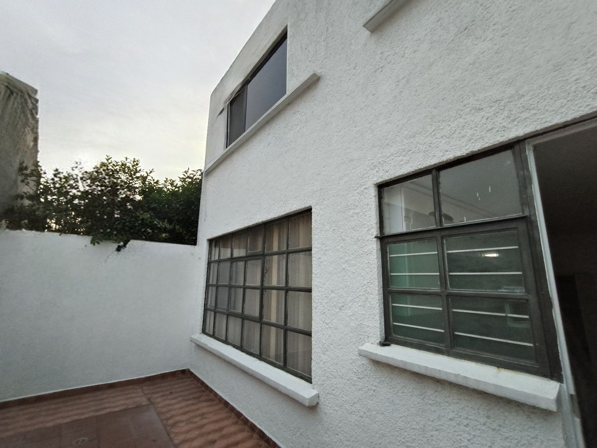 12 de 26: Patio trasero