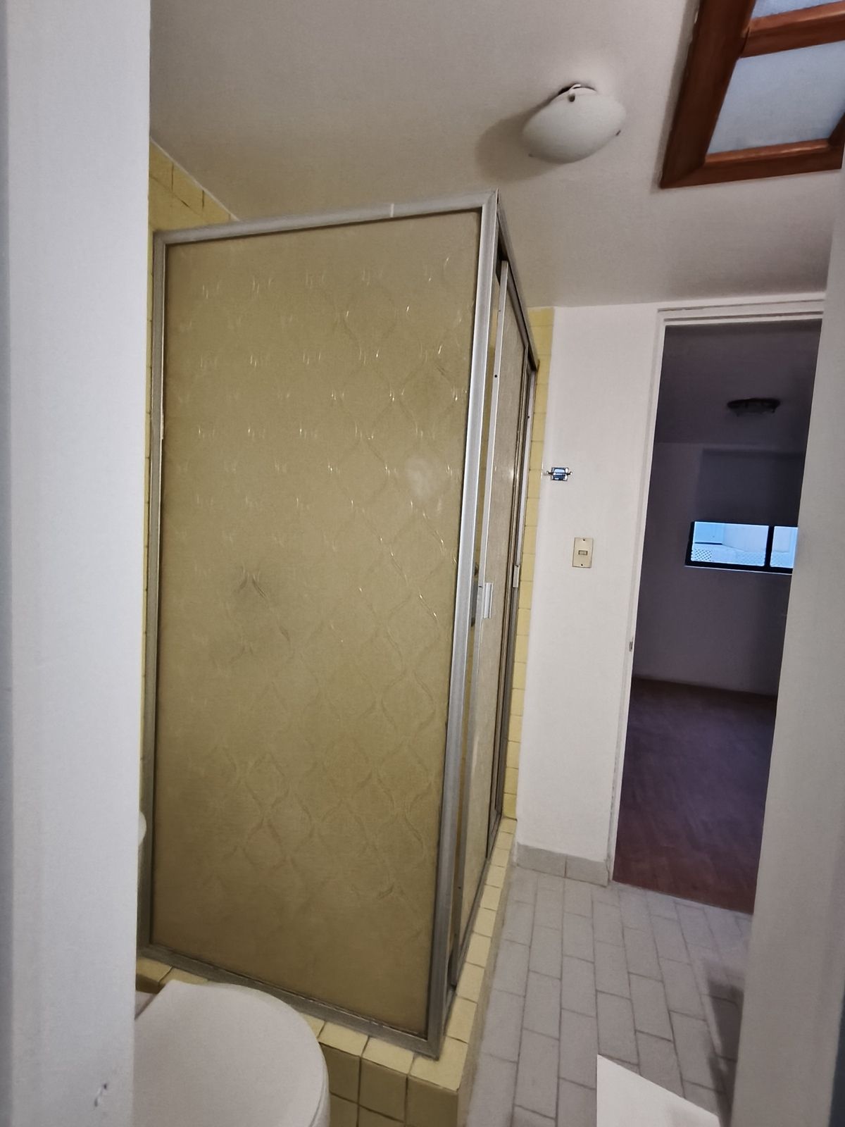 20 de 26: Baño completo 2da y 3ra recámara