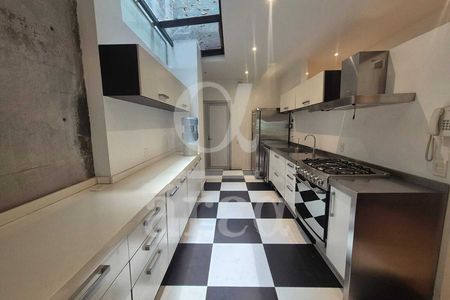 PH Estilo Town House