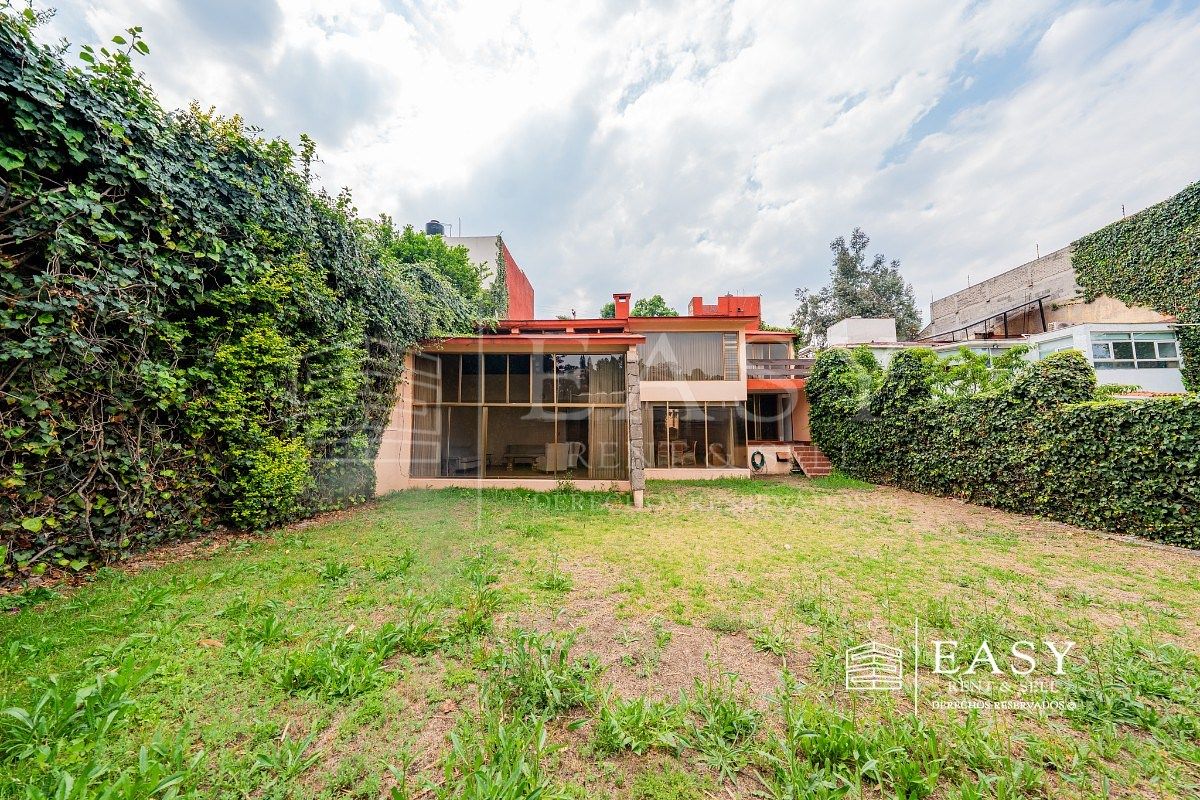 House for Sale - Tecamachalco, photo 1 of 24