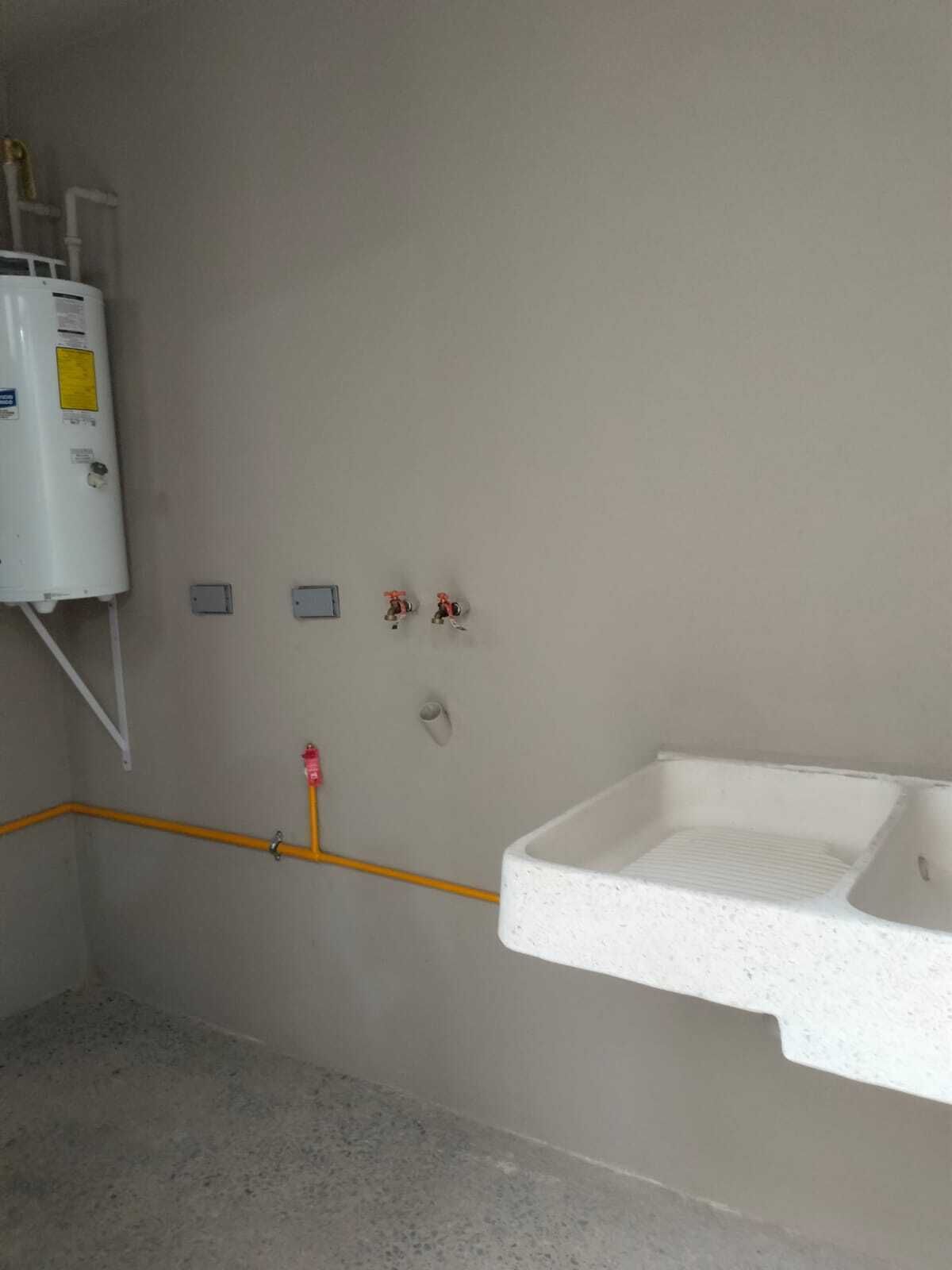 16 de 23: Cuarto de servicio techado