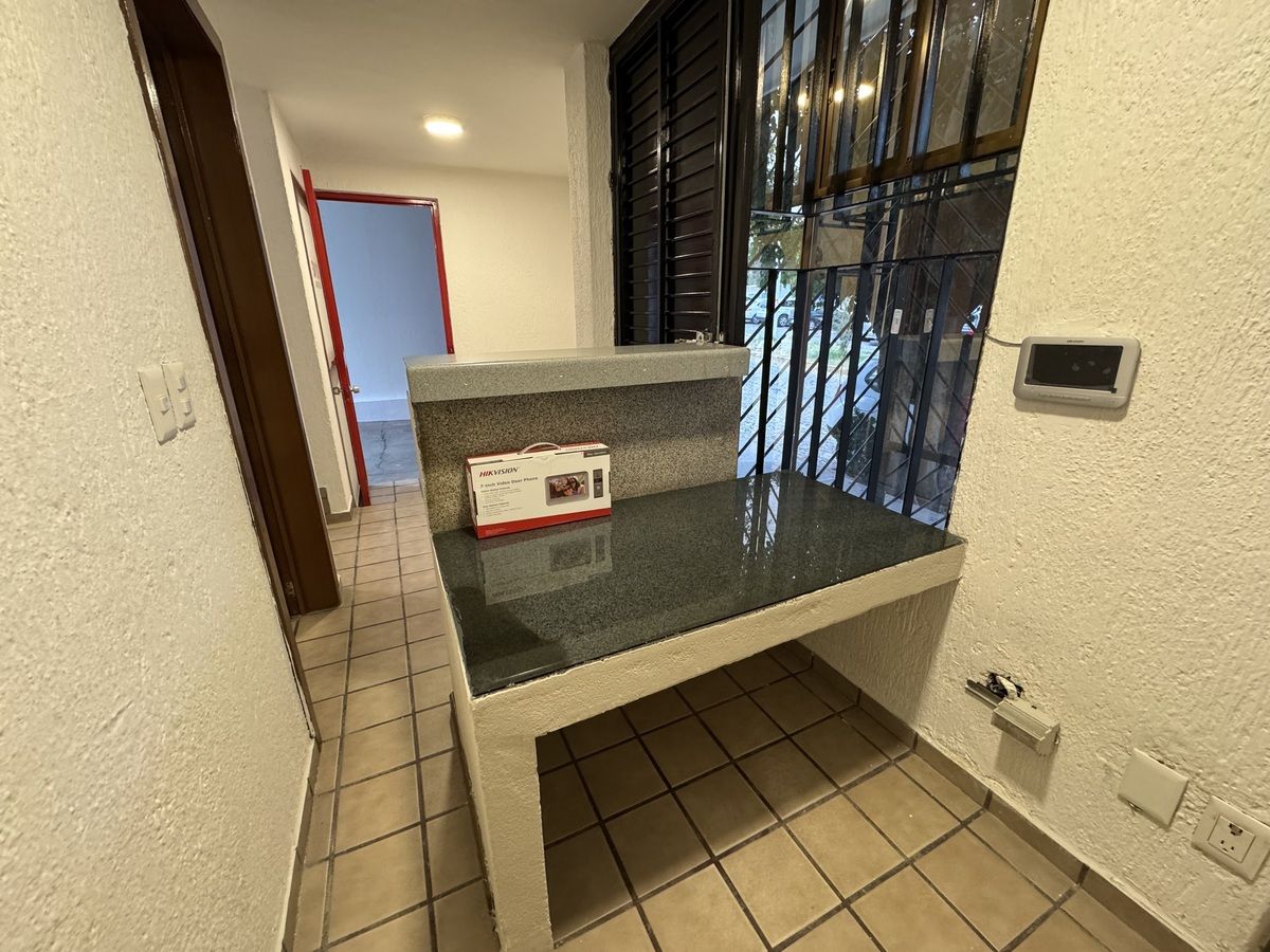 12 of 21: recepción