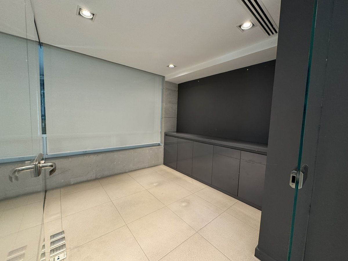 4 de 13: un cubículo