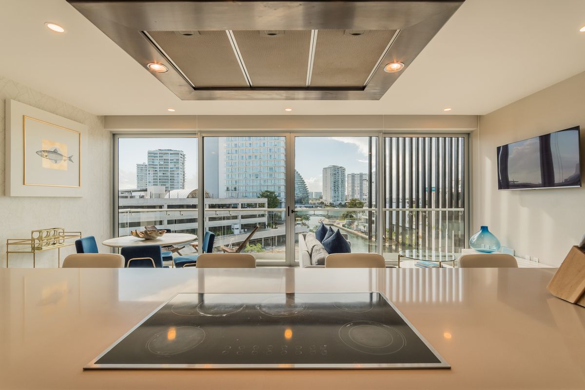 11 of 28: Vista cocina