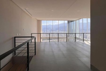 Increíble Penthouse en Venta, zona Fundidora MTY, 459.61 m2.- $24,000,000 MXN