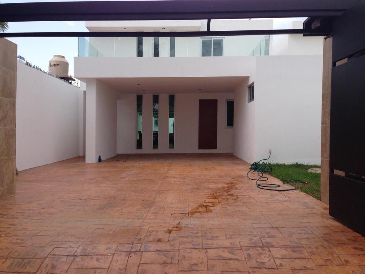 1 of 12: Garage