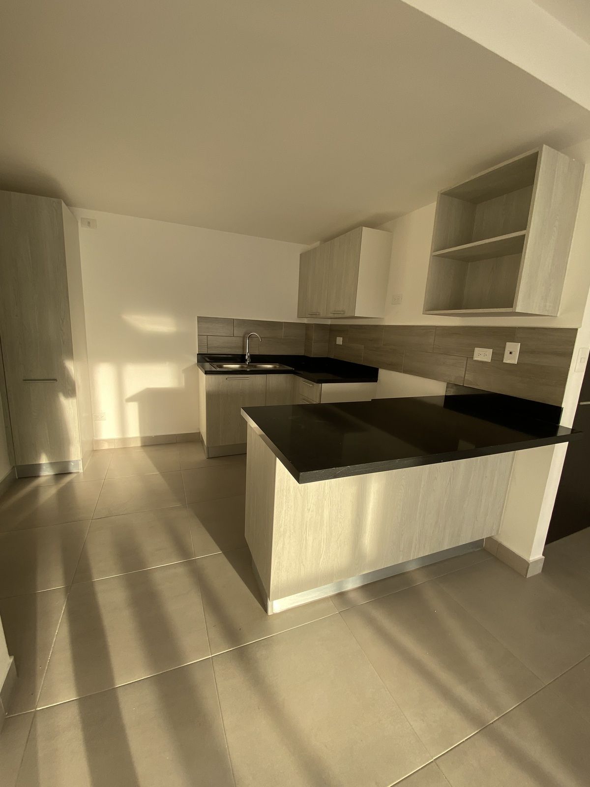 Apartamentos en Venta Jardines del Sur, Santo Domingo