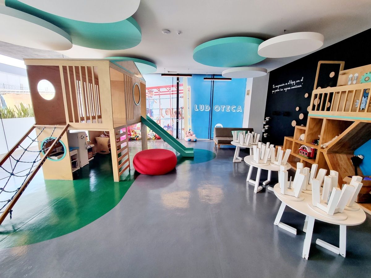12 of 19: Ludoteca