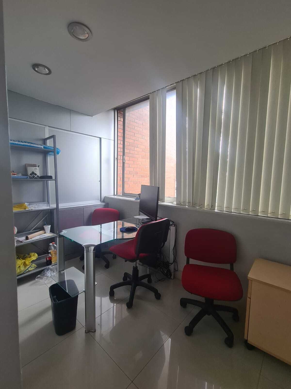 23 de 34