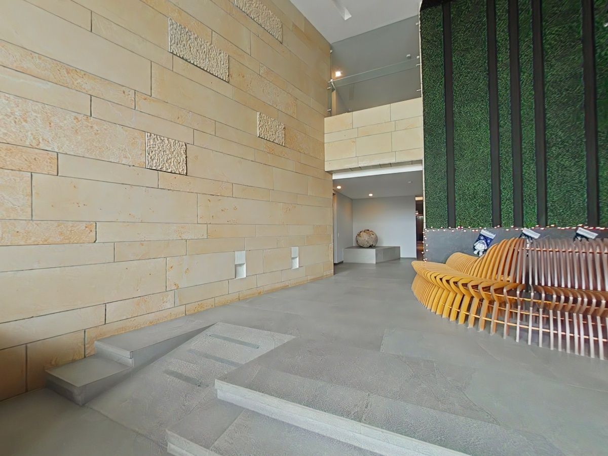 Venta Departamento de Lujo a Precio de remate ¡Oportunidad Única Lomas Country - foto 4