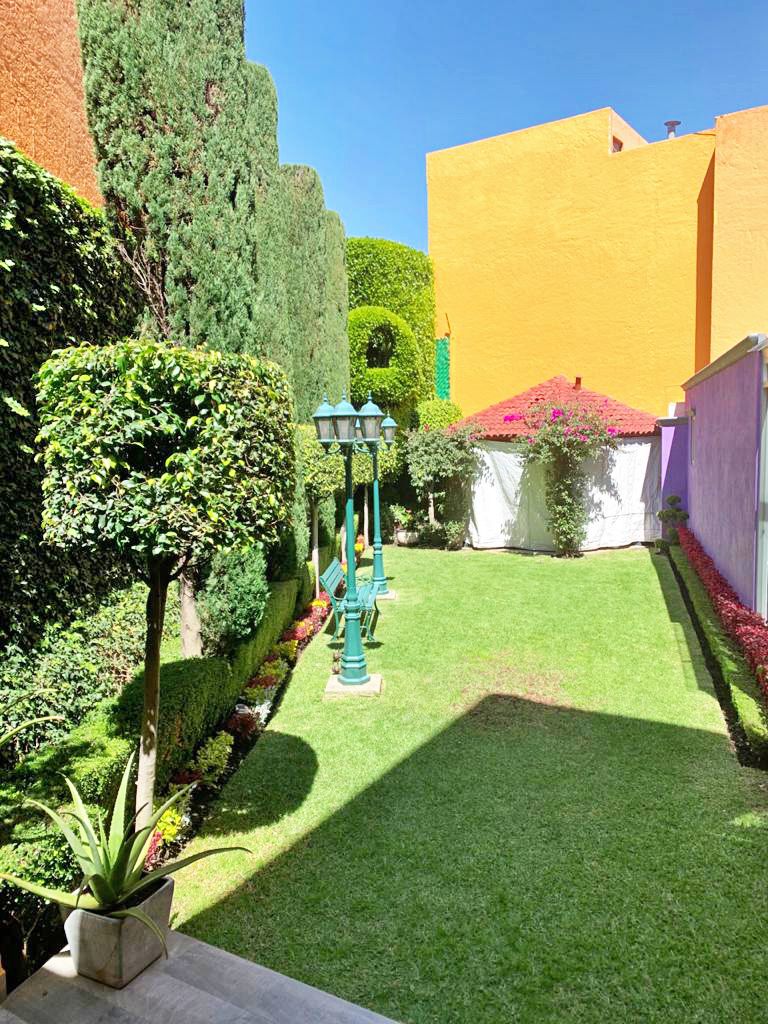 4 de 45: Jardin privado