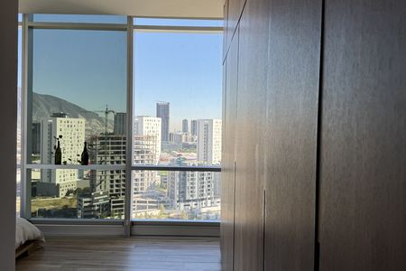 2 bedroom, 2.5 bathroom apartment in Las Huastecas Semi-furnished