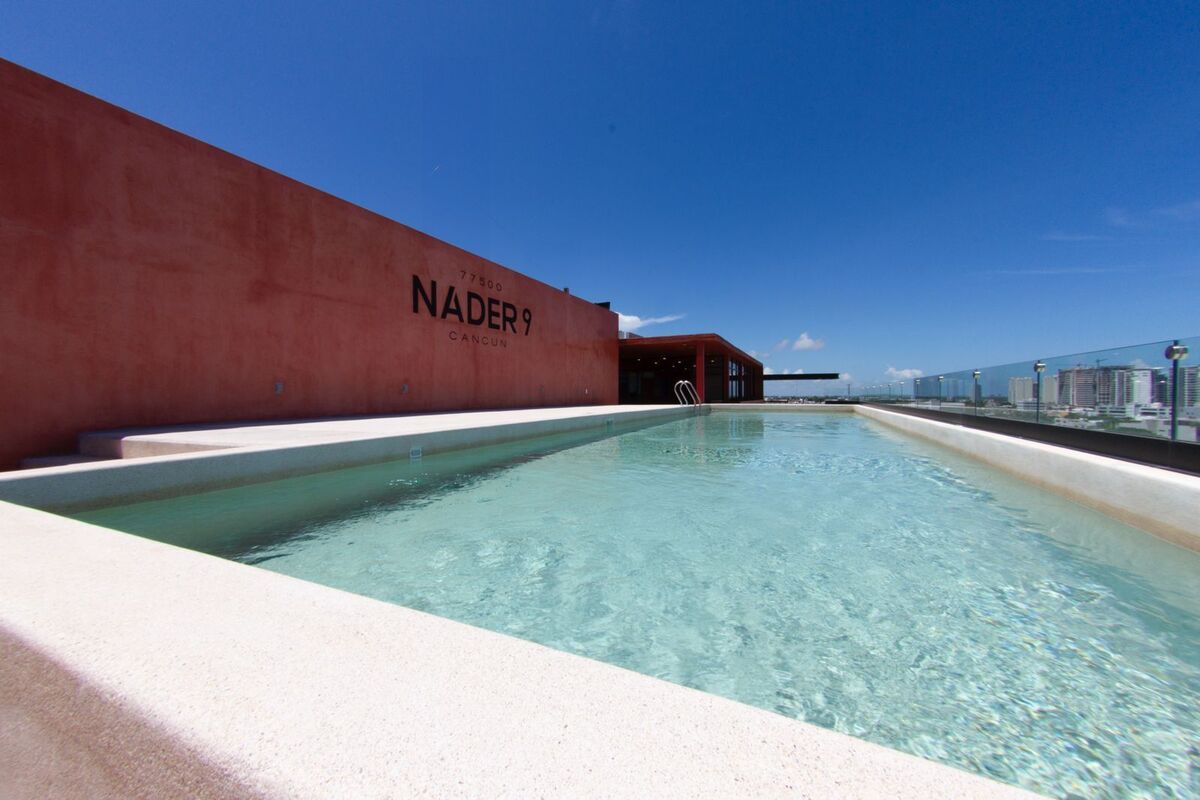 1 de 37: Departamento en venta nuevo con roof cerca del mar en Cancun