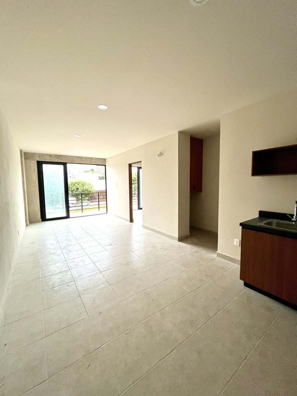 2 de 37: Departamento en venta nuevo con roof cerca del mar en Cancun