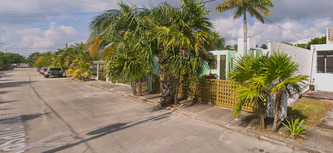 3 de 24: Fachada de la casa