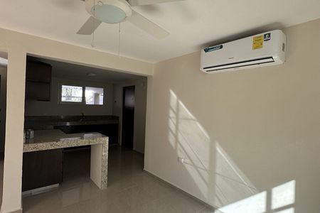 Casa en Renta recién remodelada en cerrada  Colonia México
