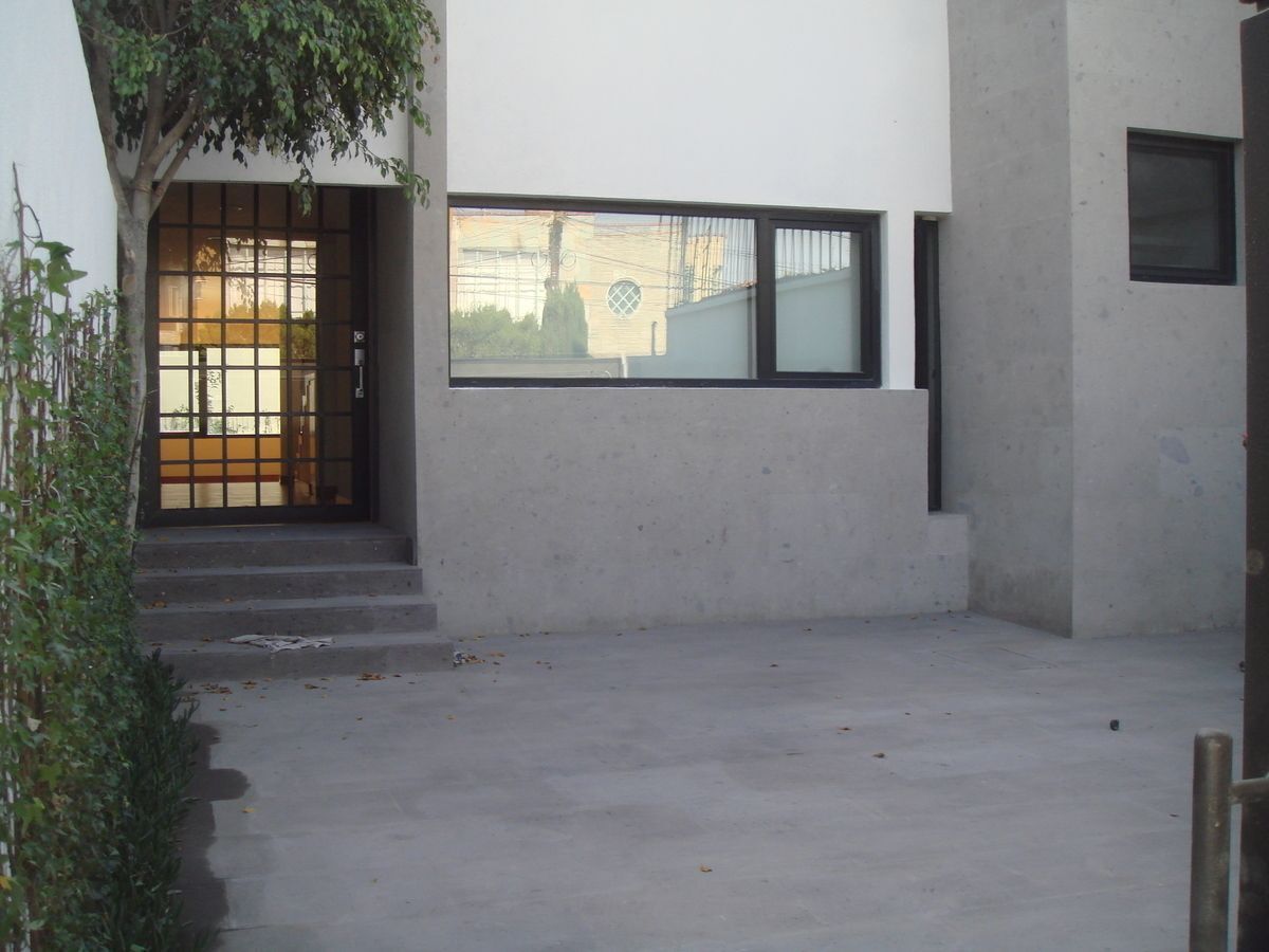 EXCELENTE CASA EM LOMAS DE CHAPULTEPEC, foto 1 de 8