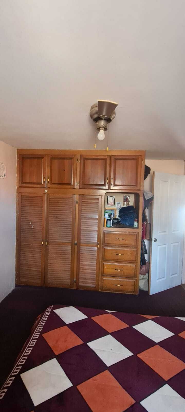 17 de 18: CLOSET DE RECÁMARA 2