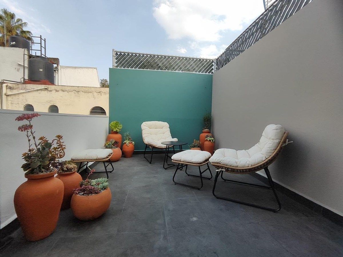 FURNISHED APARTMENT FOR RENT WITH TERRACE IN ESTANCIA 58m2, photo 1 of 18