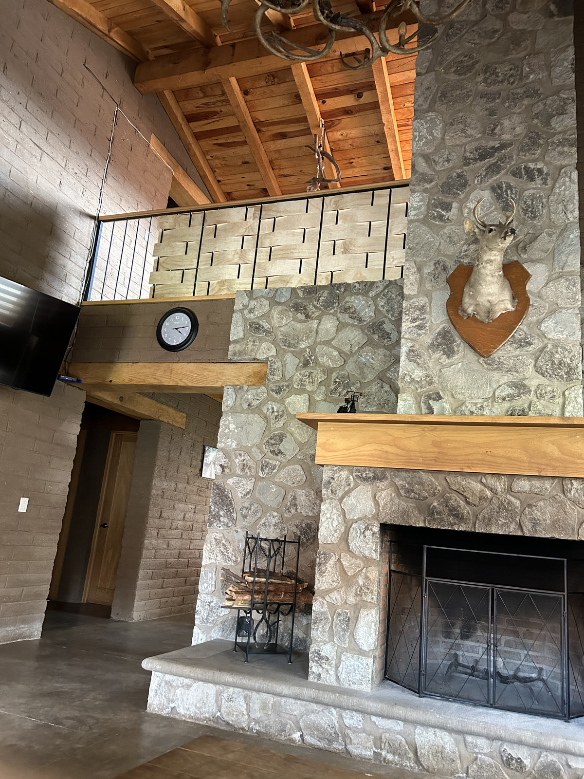 5 of 18: Living room & Fireplace