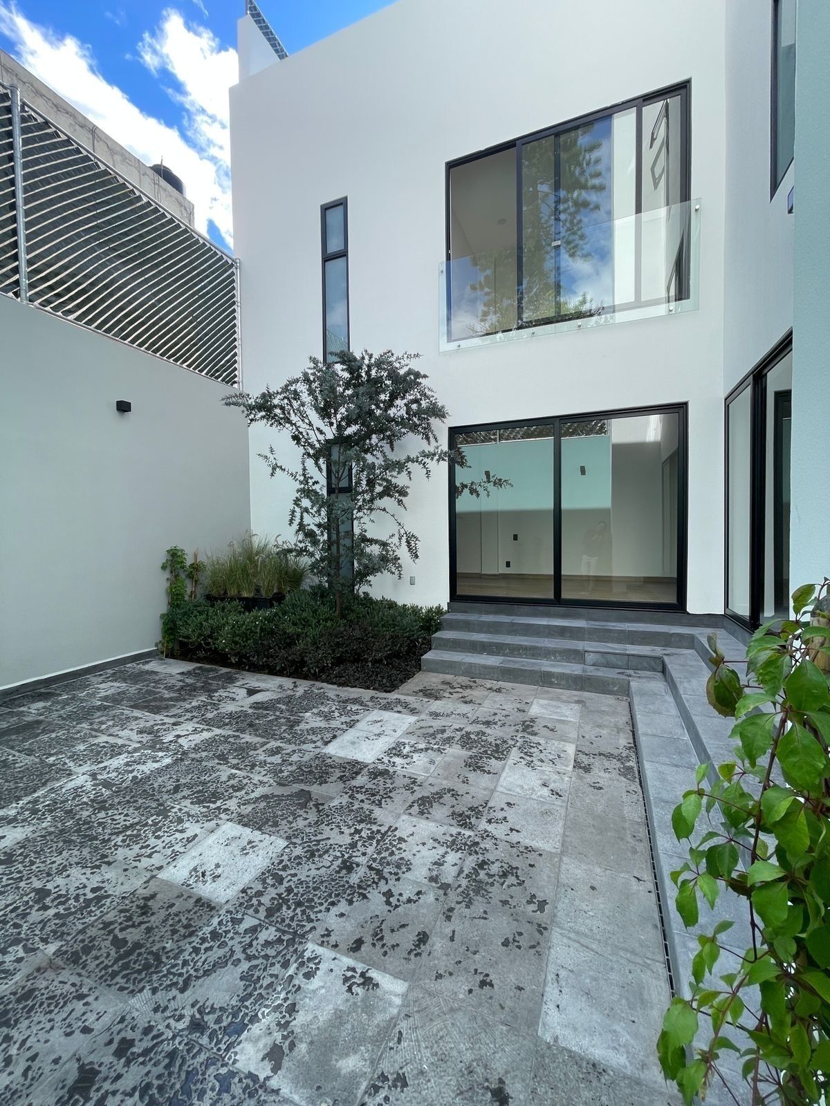 2 de 31: Terraza interior