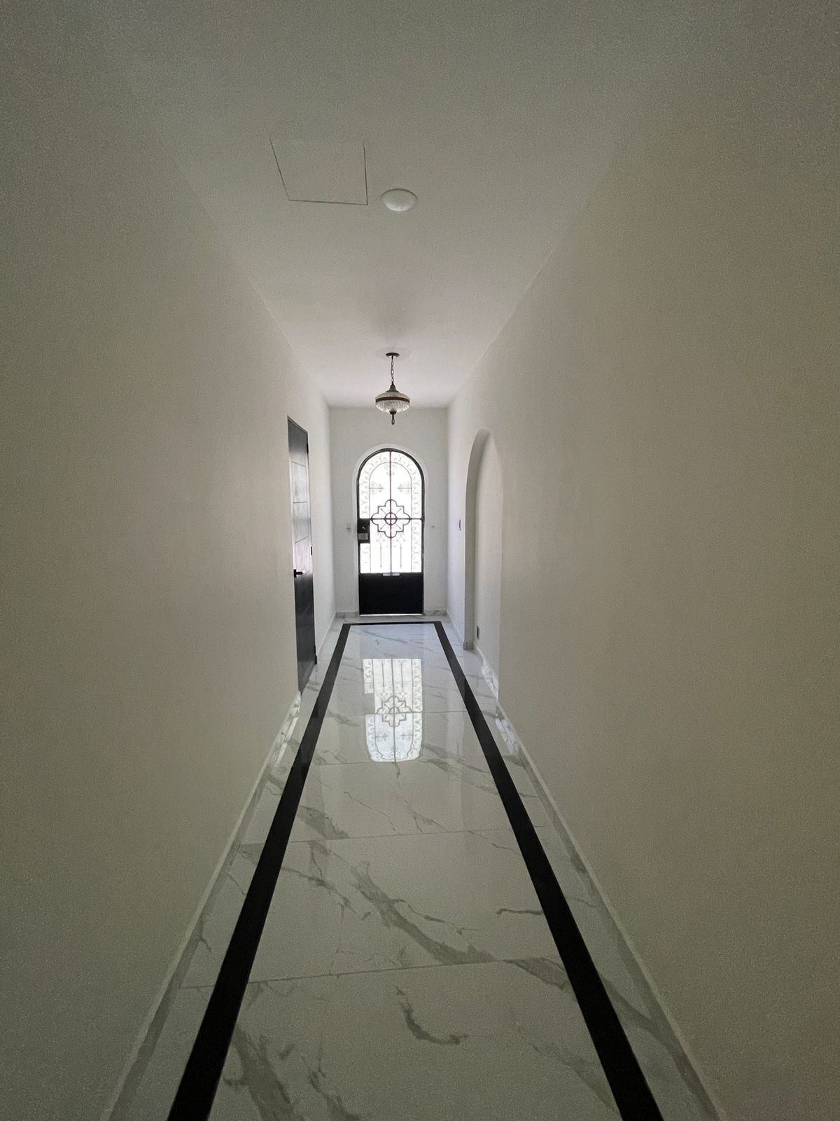 6 de 31: Ingreso al departamento