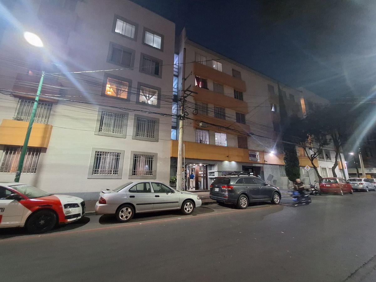 3 de 16