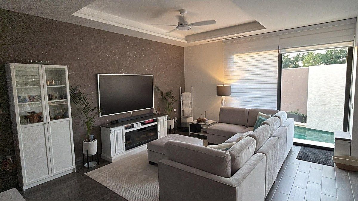 7 de 48: Living Room