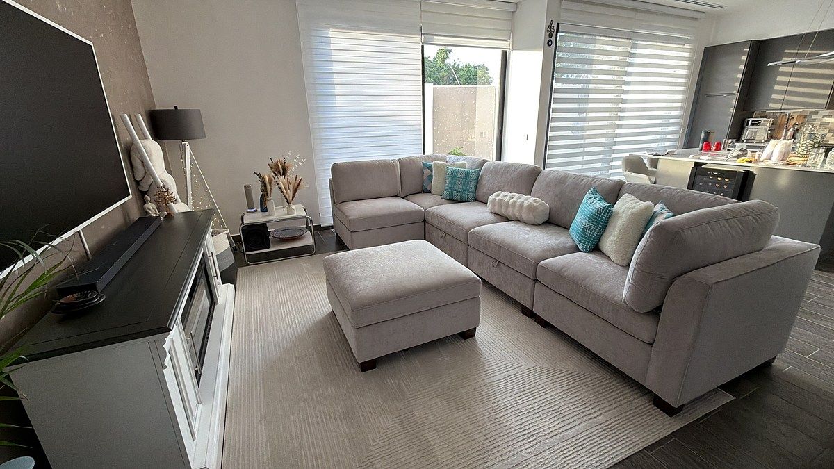 8 de 48: Living Room