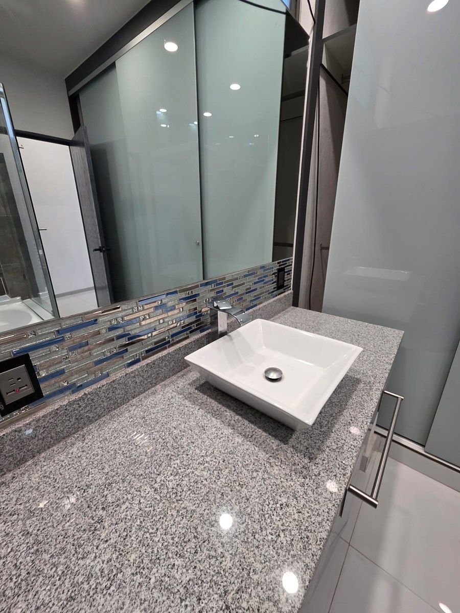 14 of 50: Baño Recámara 2