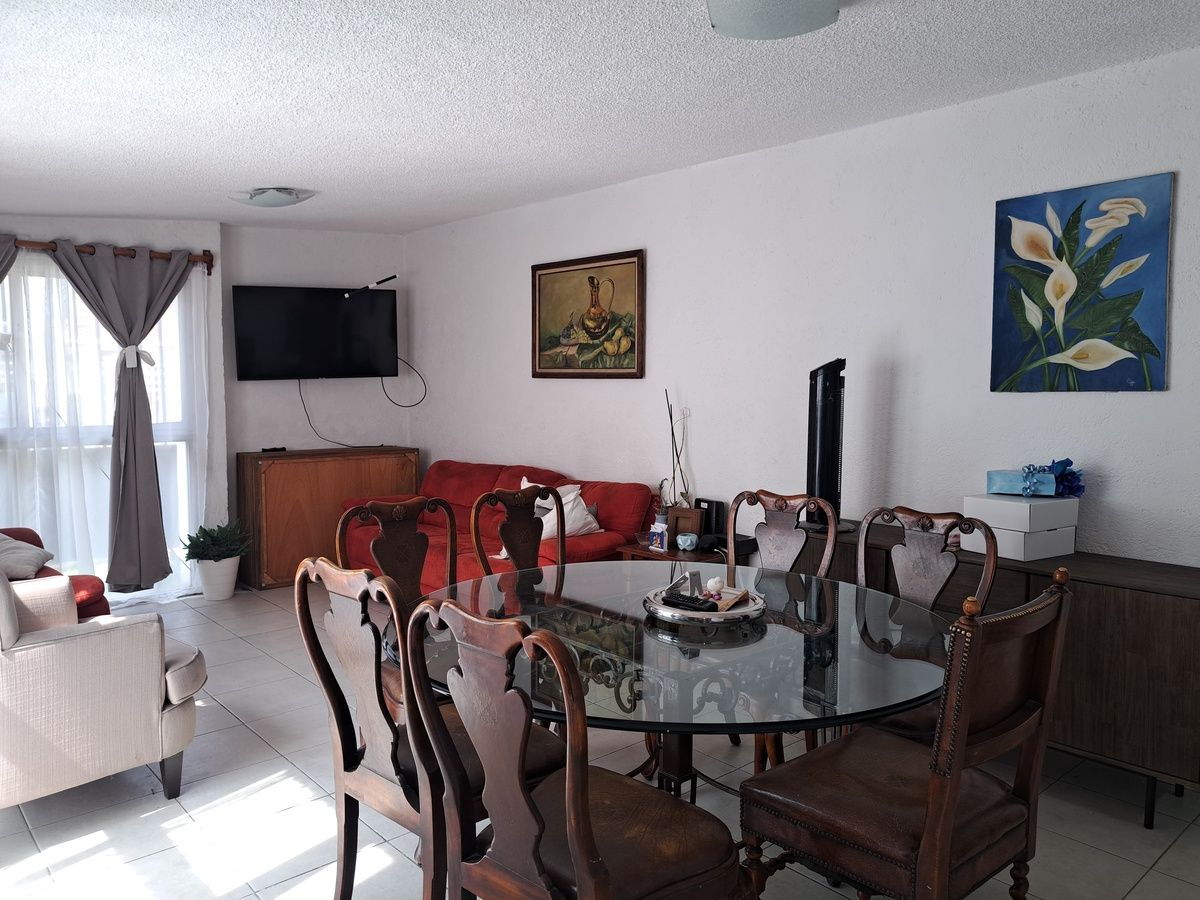 2 de 11: Sala comedor