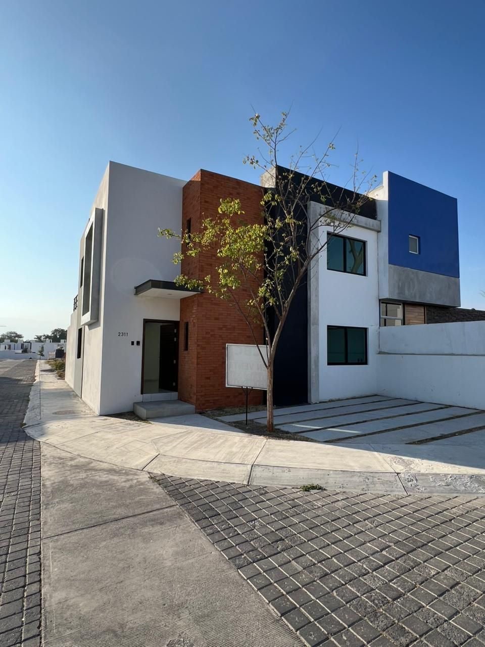 Casa Nueva con Recamara en Planta Baja